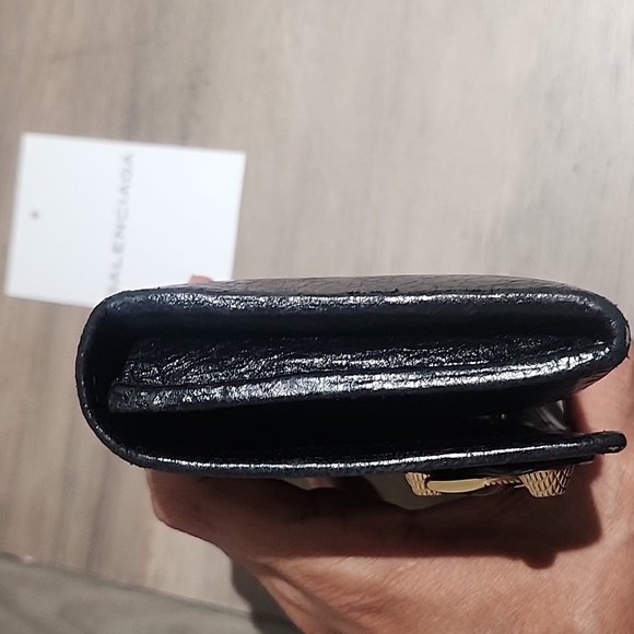 AUTHENTIC BALENCIAGA WALLET - Picture 7 of 14